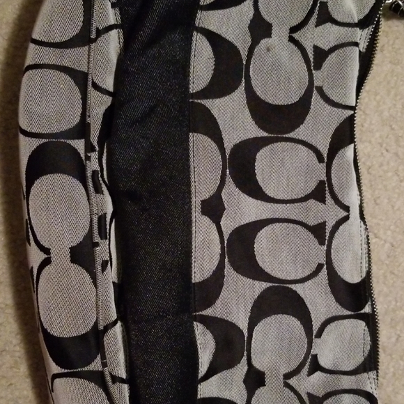 Coach hobo handbag - Picture 4 of 7